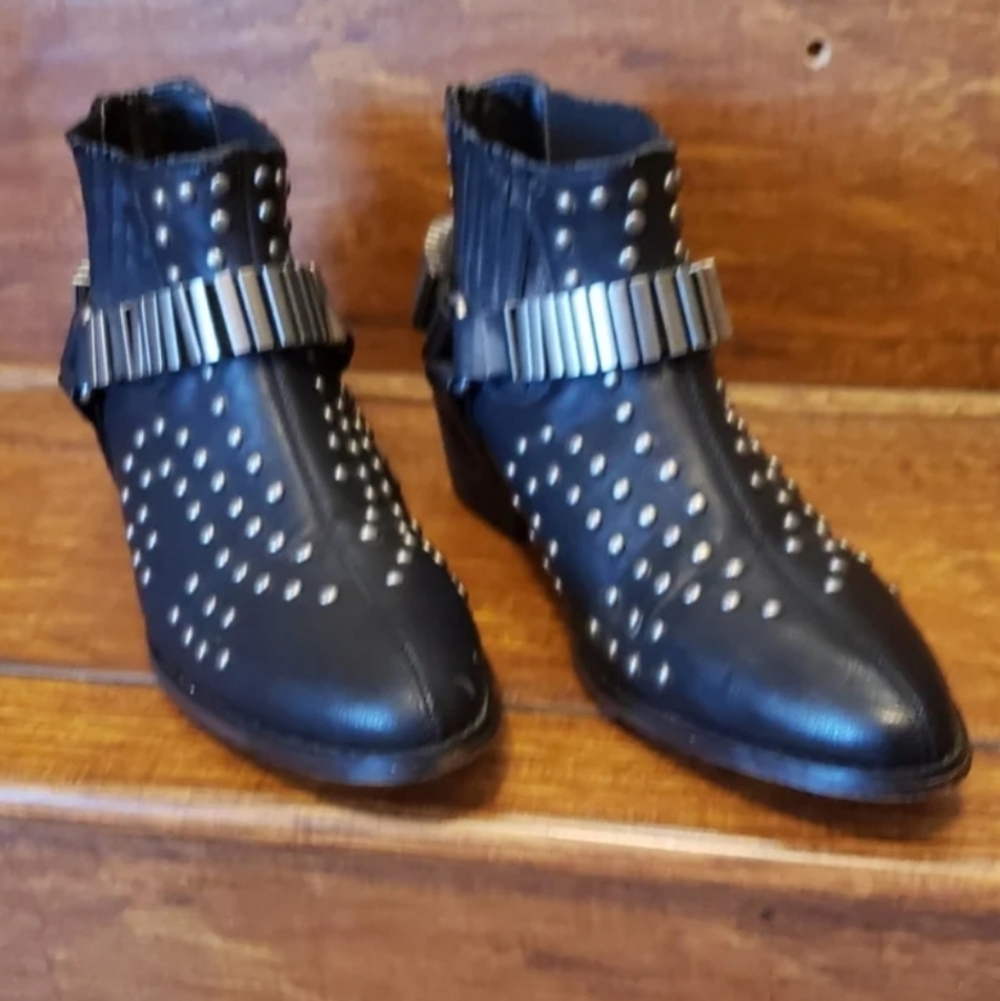 Tennis Black Silver Buckle Stud Boots Shoes Size EU38 US 7.5